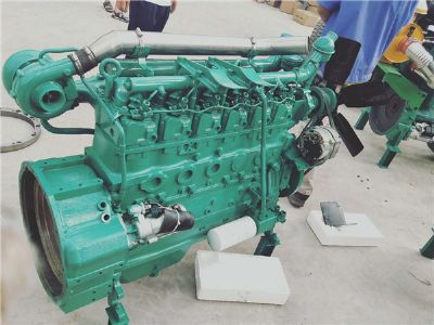 點擊查看詳細信息<br>標題：龍工30裝載機發(fā)動機 閱讀次數：1851